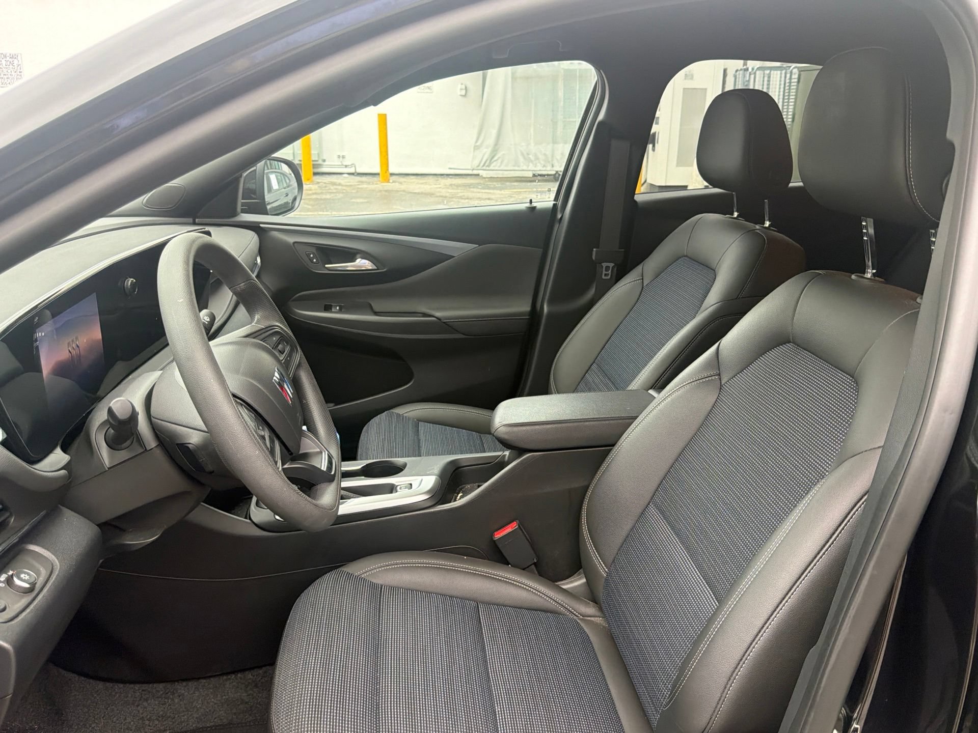 Used 2026 Buick Envista Preferred FWD image 11
