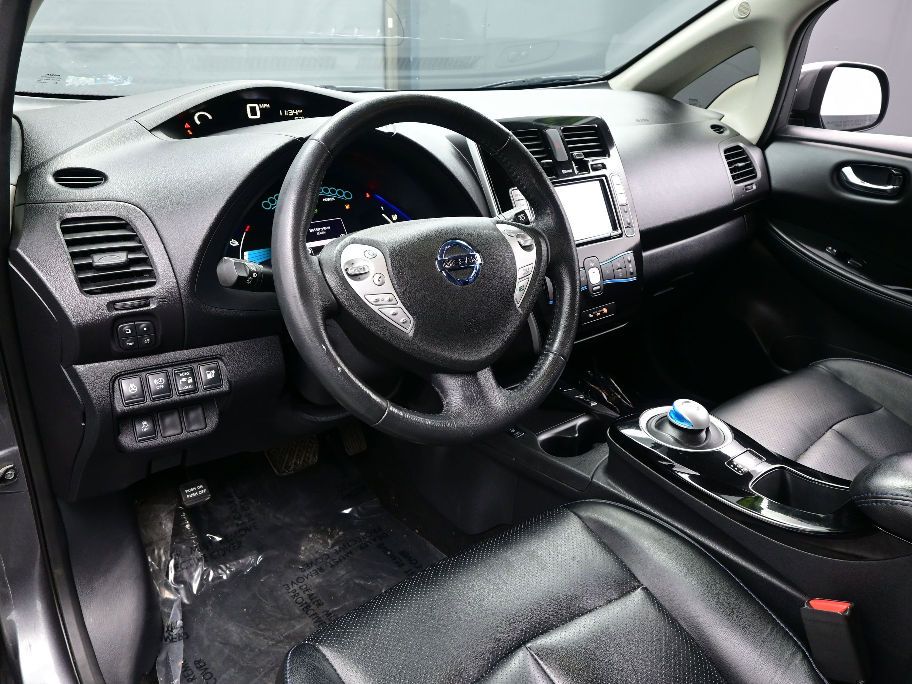 Used 2014 Nissan Leaf SL image 12