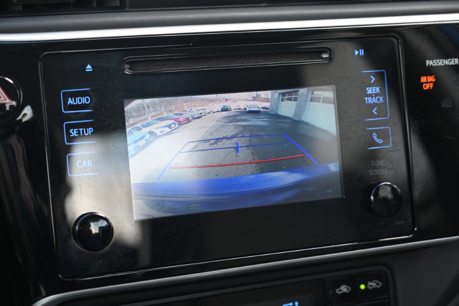 Used 2017 Toyota Corolla SE w/ Carpet Mat Package (TMS) image 18