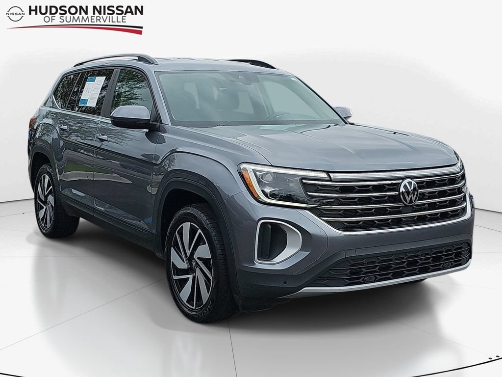 Used 2025 Volkswagen Atlas SE