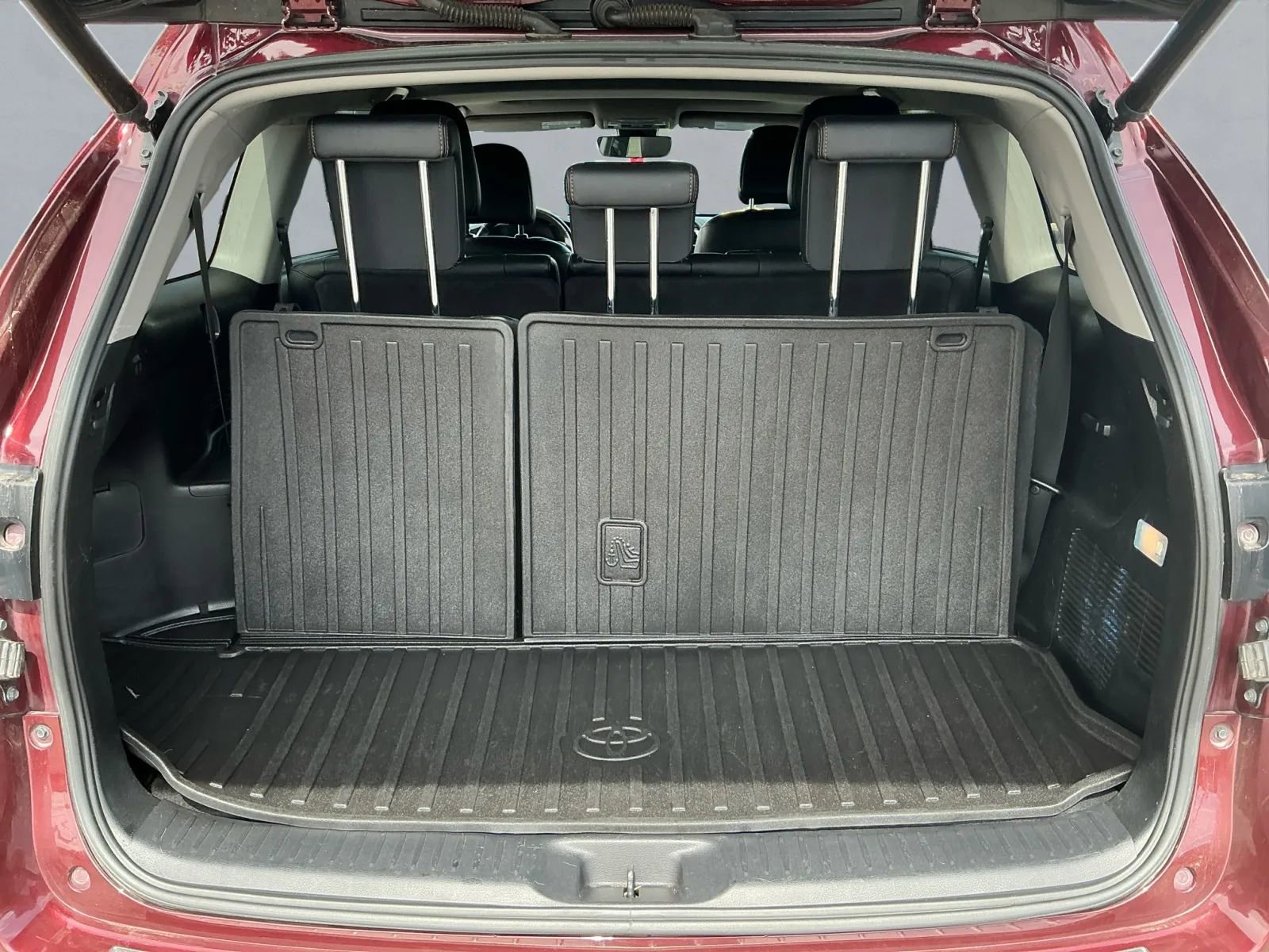 Used 2018 Toyota Highlander Limited image 20