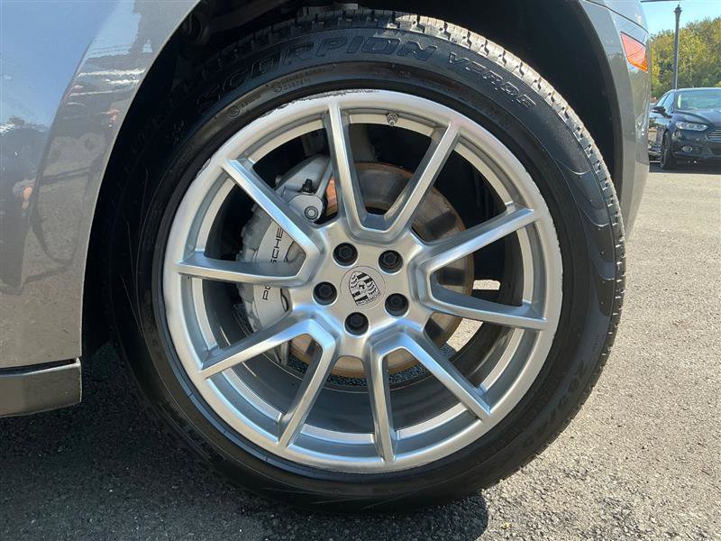 Used 2015 Porsche Macan S image 13