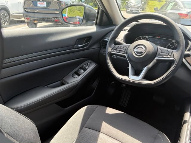 New 2026 Nissan Altima 2.5 SV FWD image 30