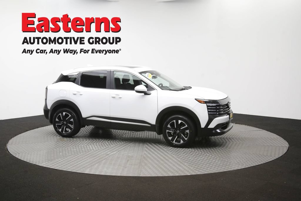 Used 2025 Nissan Kicks SV w/ SV Premium Package AWD/4WD image 49