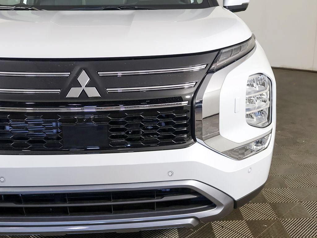 New 2026 Mitsubishi Outlander SE AWD/4WD image 16