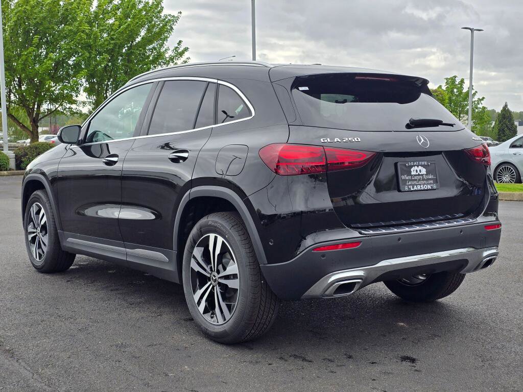 New 2026 Mercedes-Benz GLA 250 4MATIC image 4