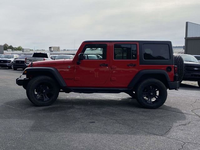 Used 2015 Jeep Wrangler Unlimited Rubicon w/ Connectivity Group image 7
