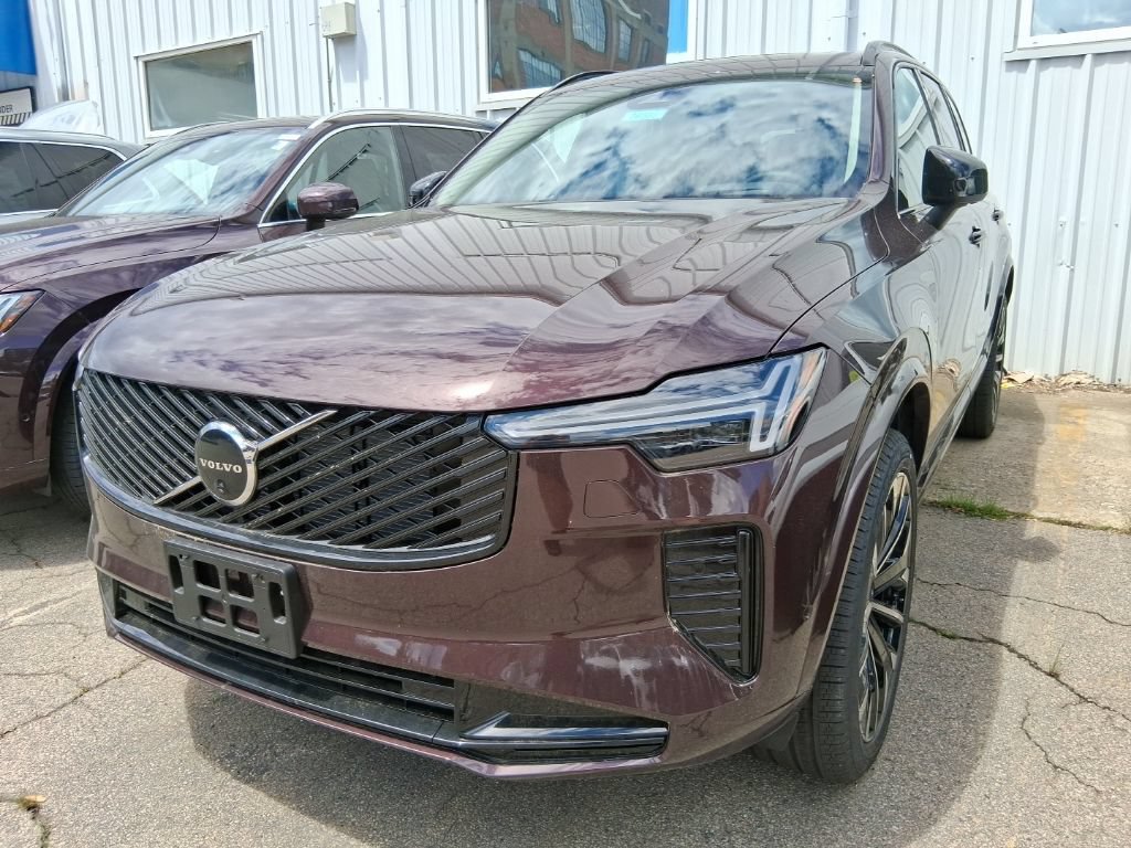 New 2026 Volvo XC90 B6 Ultra w/ Protection Package Premier AWD/4WD image 3