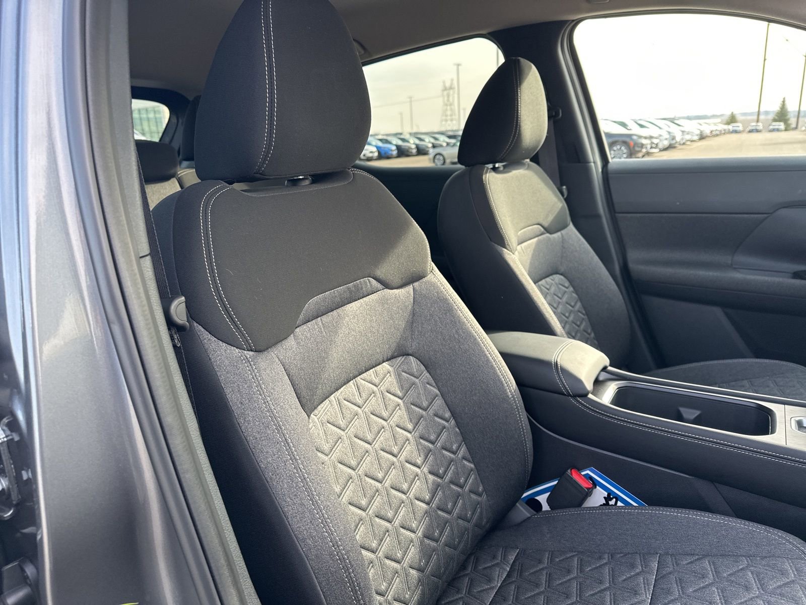 Used 2025 Nissan Kicks SV image 30