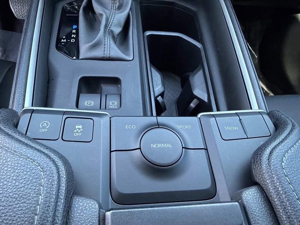 Used 2024 Toyota Grand Highlander XLE image 37