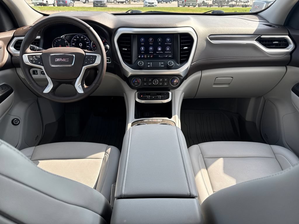 Certified 2023 GMC Acadia SLT w/ Technology Package AWD/4WD image 20