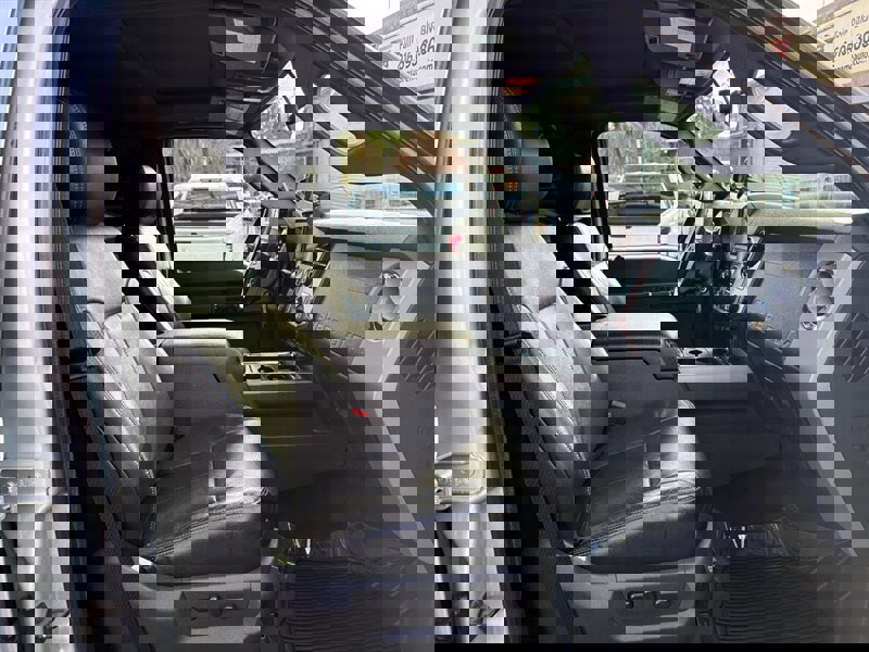 Used 2016 Ford F250 Lariat image 24