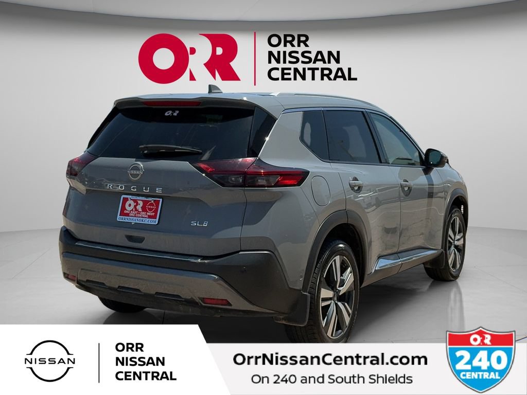 Used 2023 Nissan Rogue SL w/ SL Premium Package FWD image 5