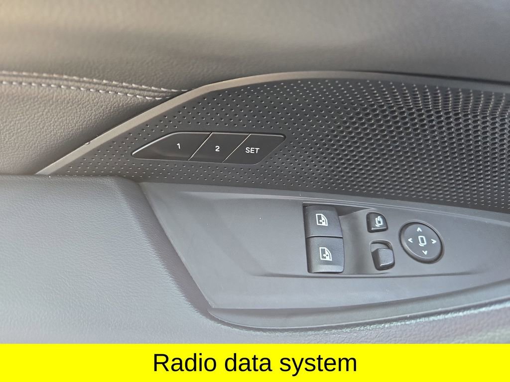 Used 2023 BMW 430i Coupe w/ M Sport Package RWD image 19