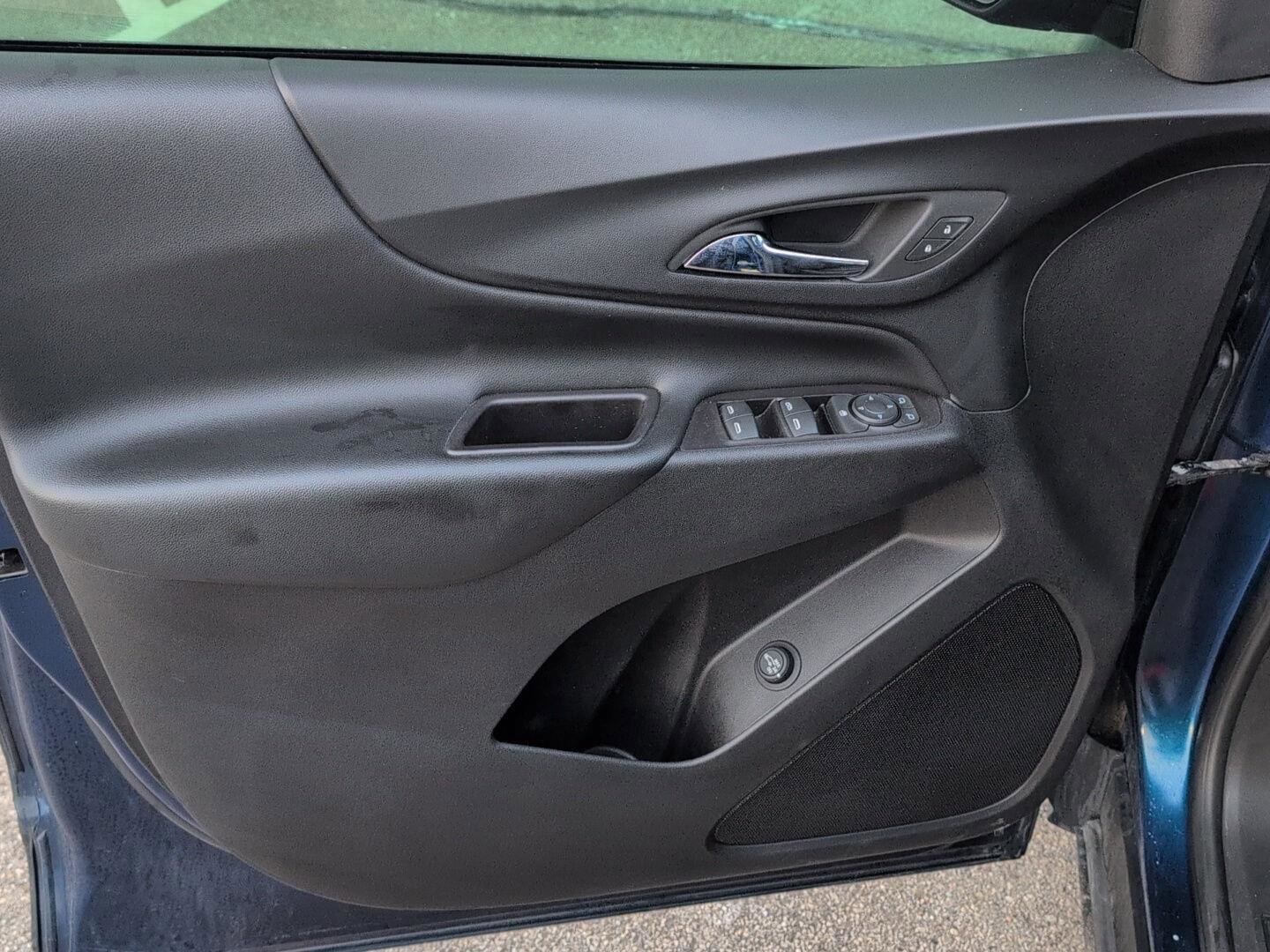 Used 2020 Chevrolet Equinox LT image 16