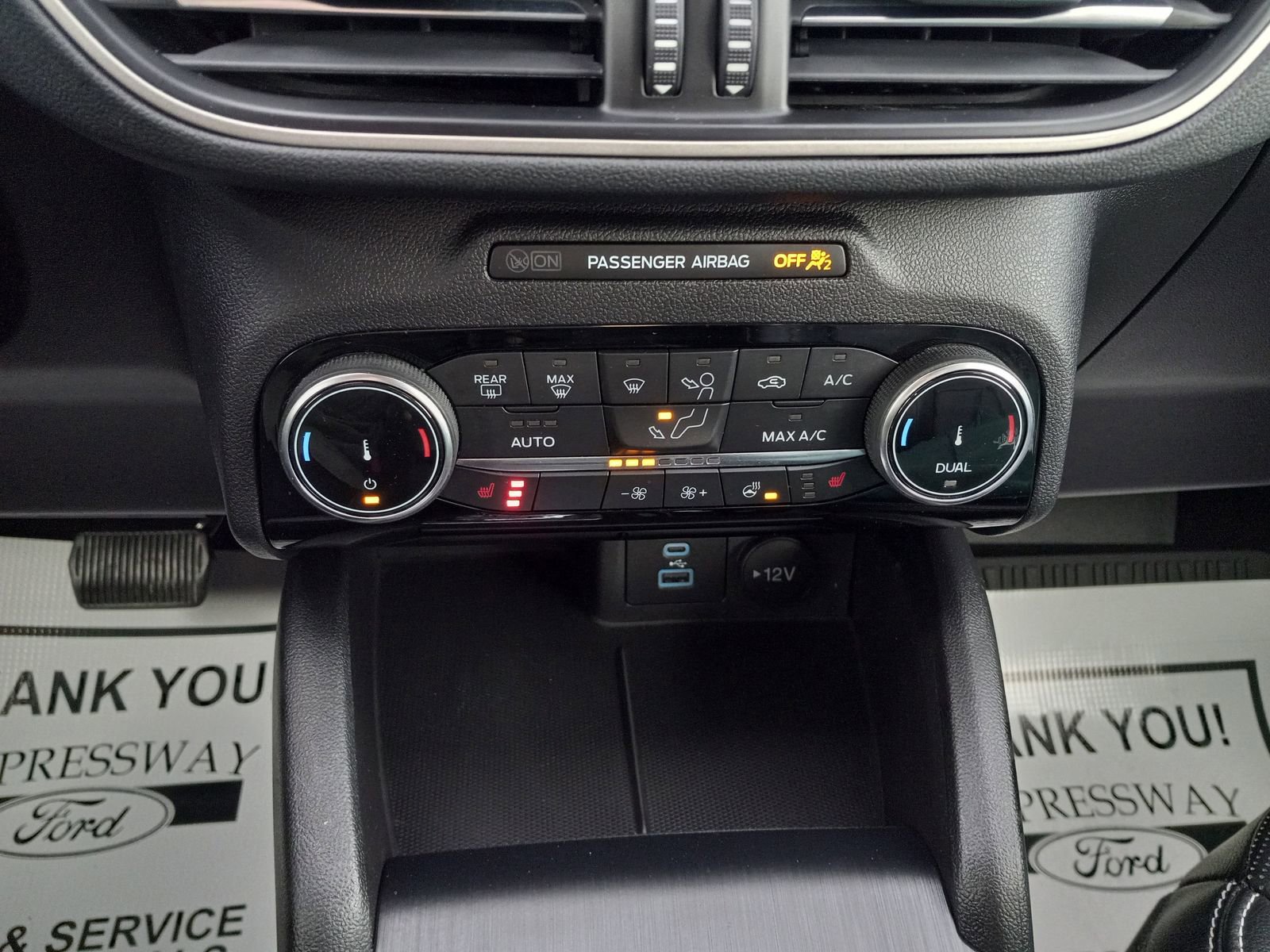 Used 2022 Ford Escape SEL image 23