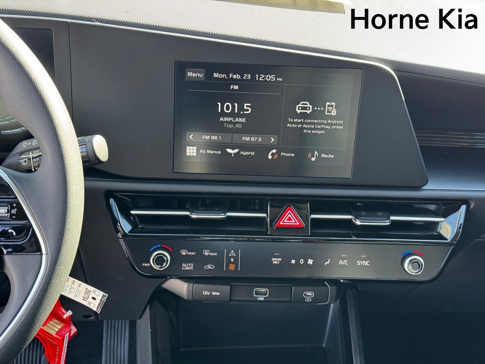 New 2026 Kia Niro LX image 15