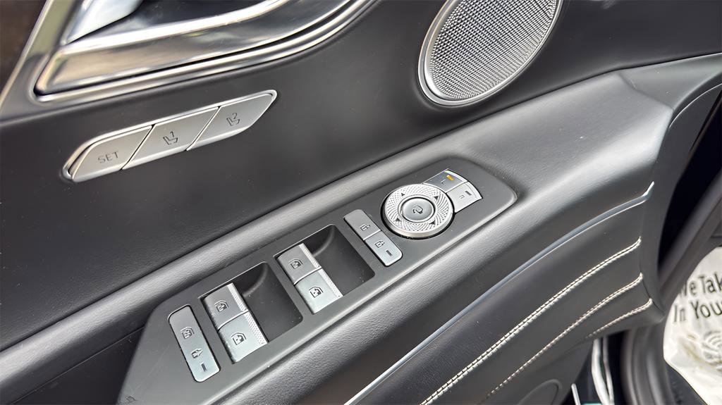 Used 2022 Genesis GV80 2.5T w/ Advanced Package 02 image 25