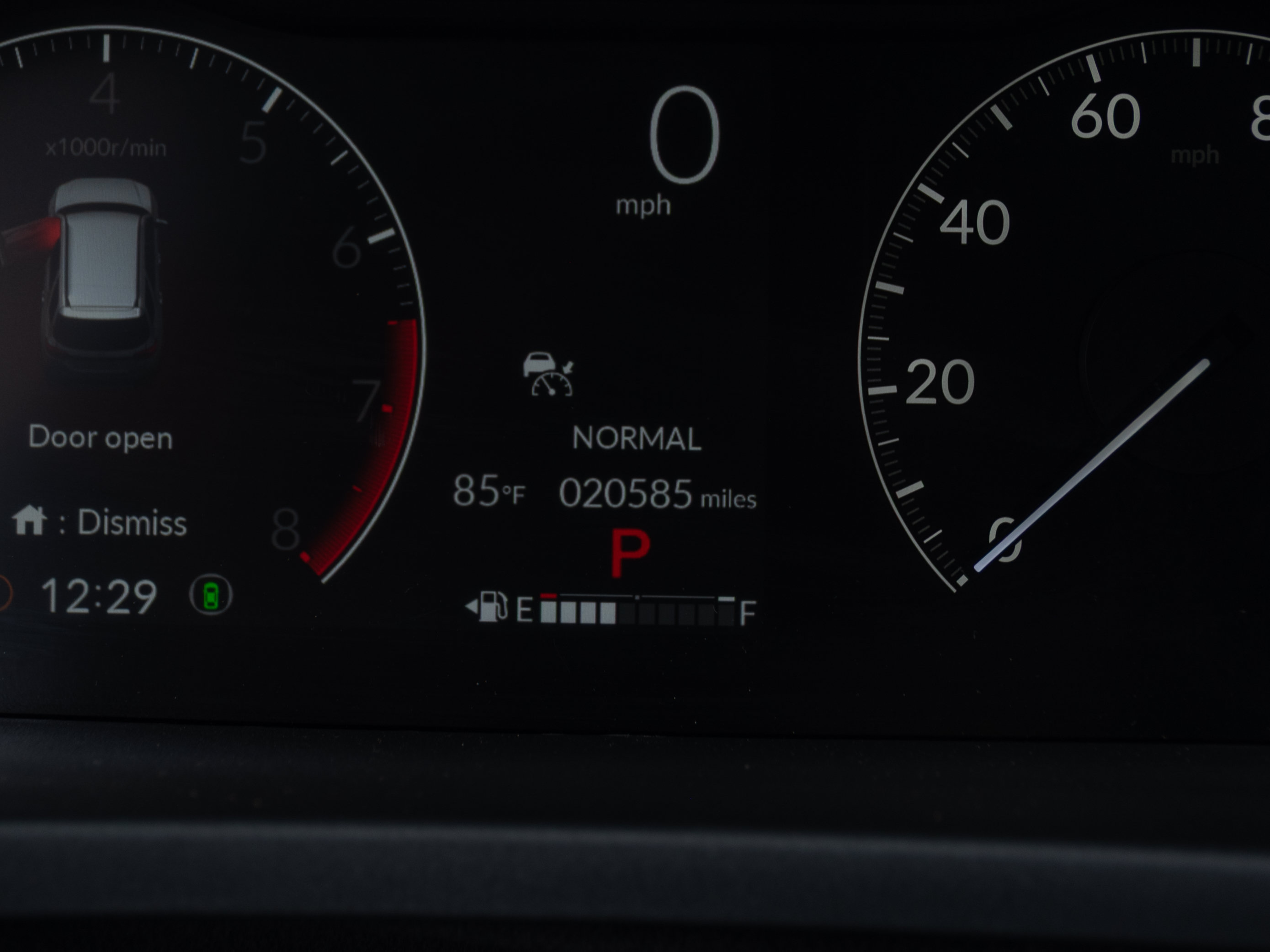 Used 2025 Honda Pilot Touring image 3