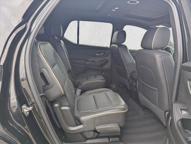 Used 2023 Chevrolet Traverse Premier image 18