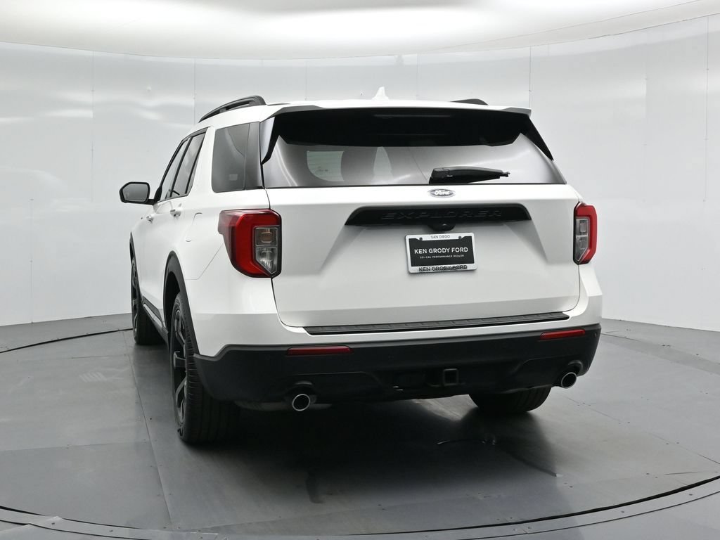 Certified 2023 Ford Explorer ST-Line w/ Class IV Trailer Tow Package RWD image 27