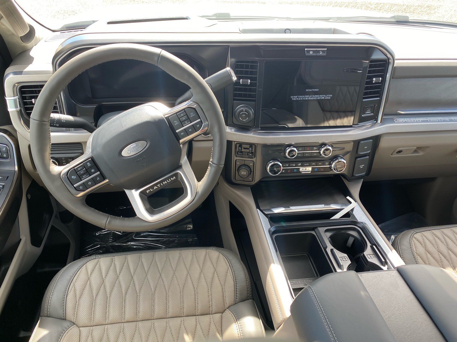 New 2027 Ford F450 Platinum w/ Platinum Plus Package AWD/4WD image 21