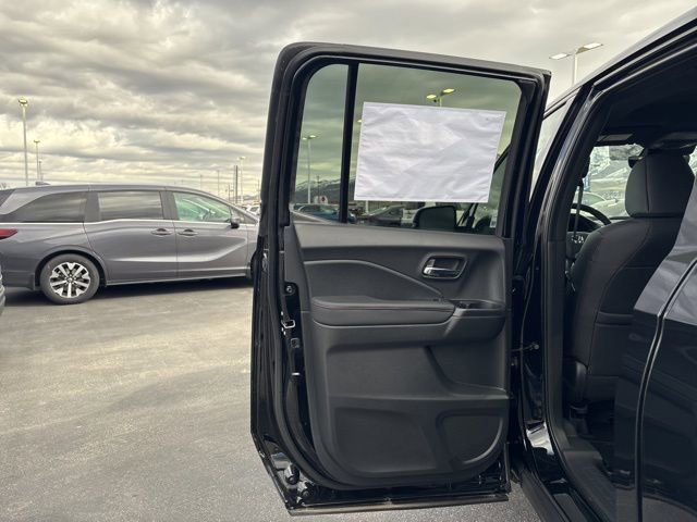 New 2026 Honda Ridgeline Black Edition image 21