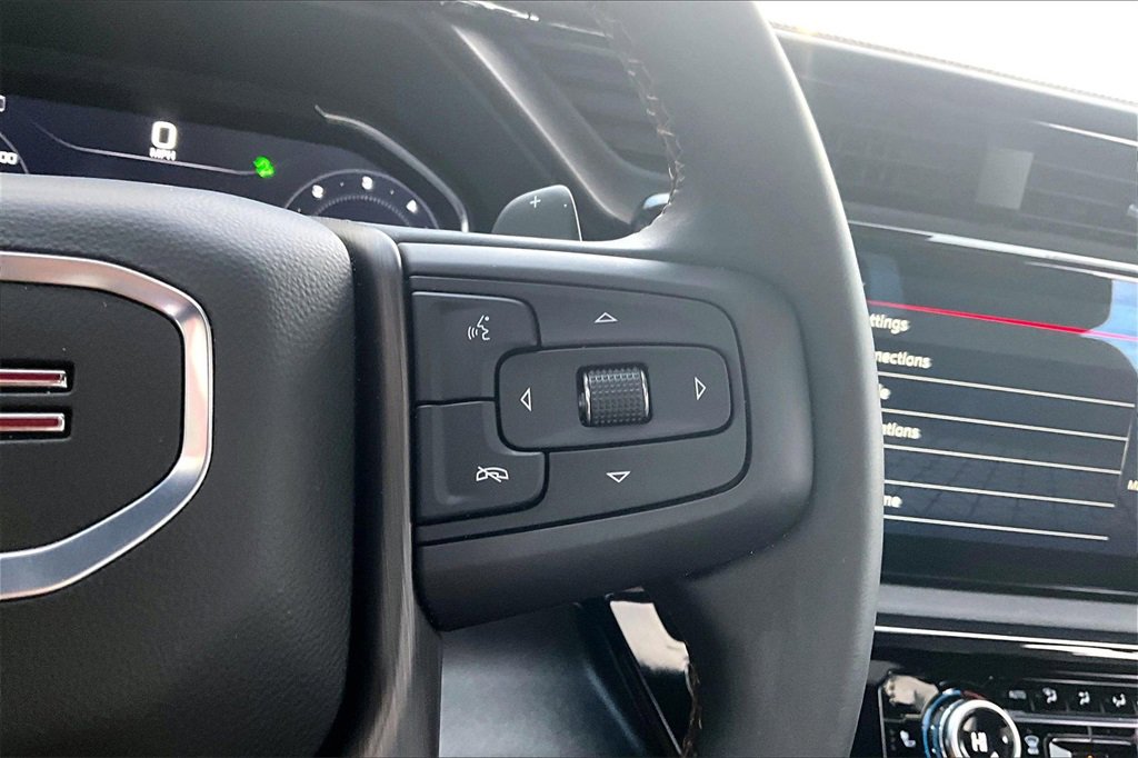 Used 2025 GMC Sierra 1500 AT4 w/ AT4 Premium Package image 14