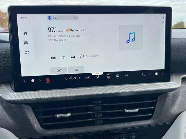 New 2026 Ford Explorer Platinum w/ LUX Leather Package image 19