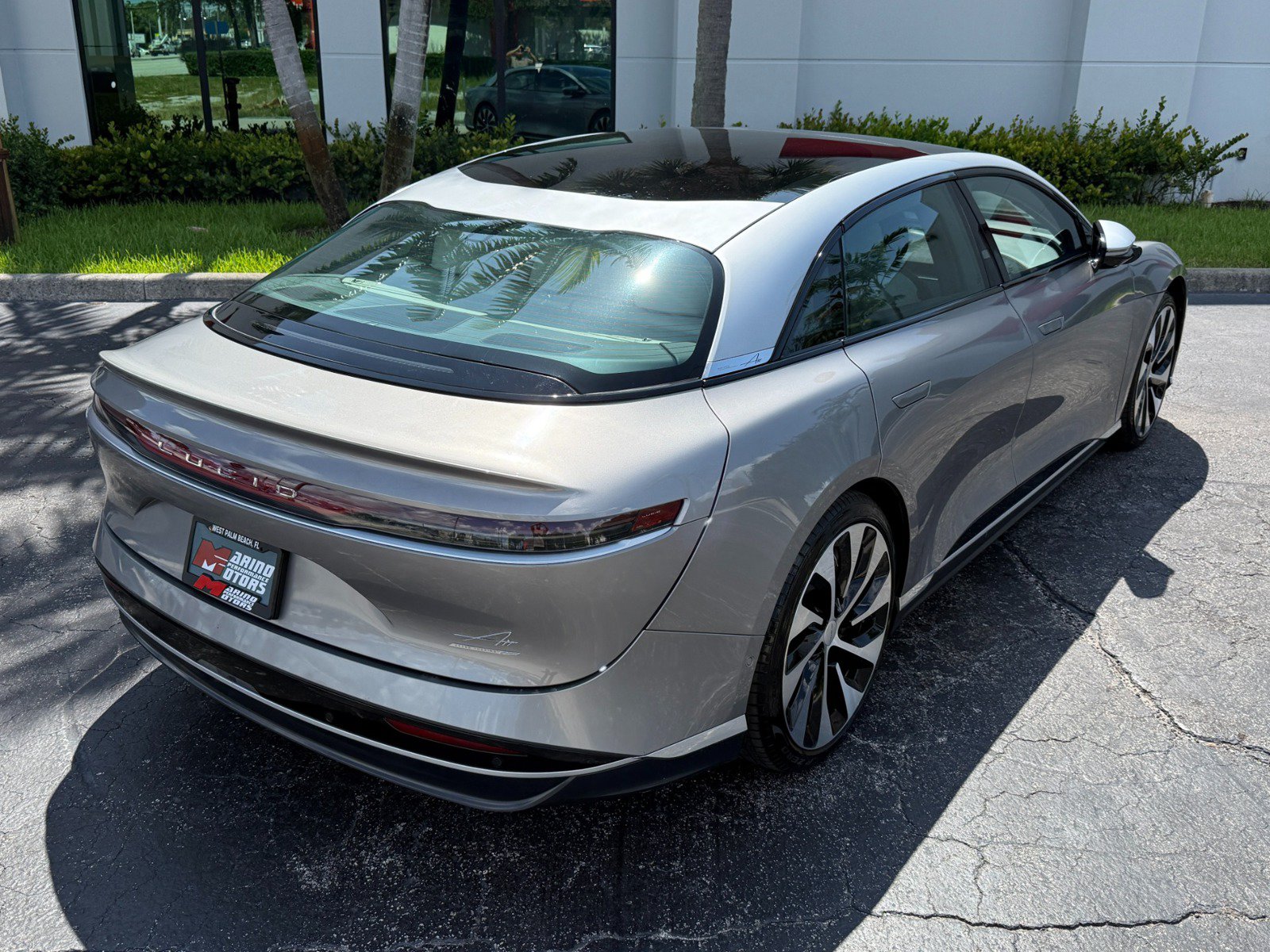 Used 2022 Lucid Air Grand Touring AWD/4WD image 18
