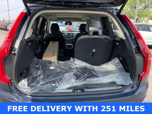 New 2024 Volvo XC90 B6 Plus w/ Protection Package AWD/4WD image 7