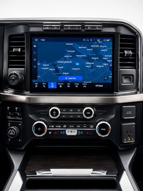 Used 2024 Ford F250 Lariat w/ Lariat Ultimate Package AWD/4WD image 28