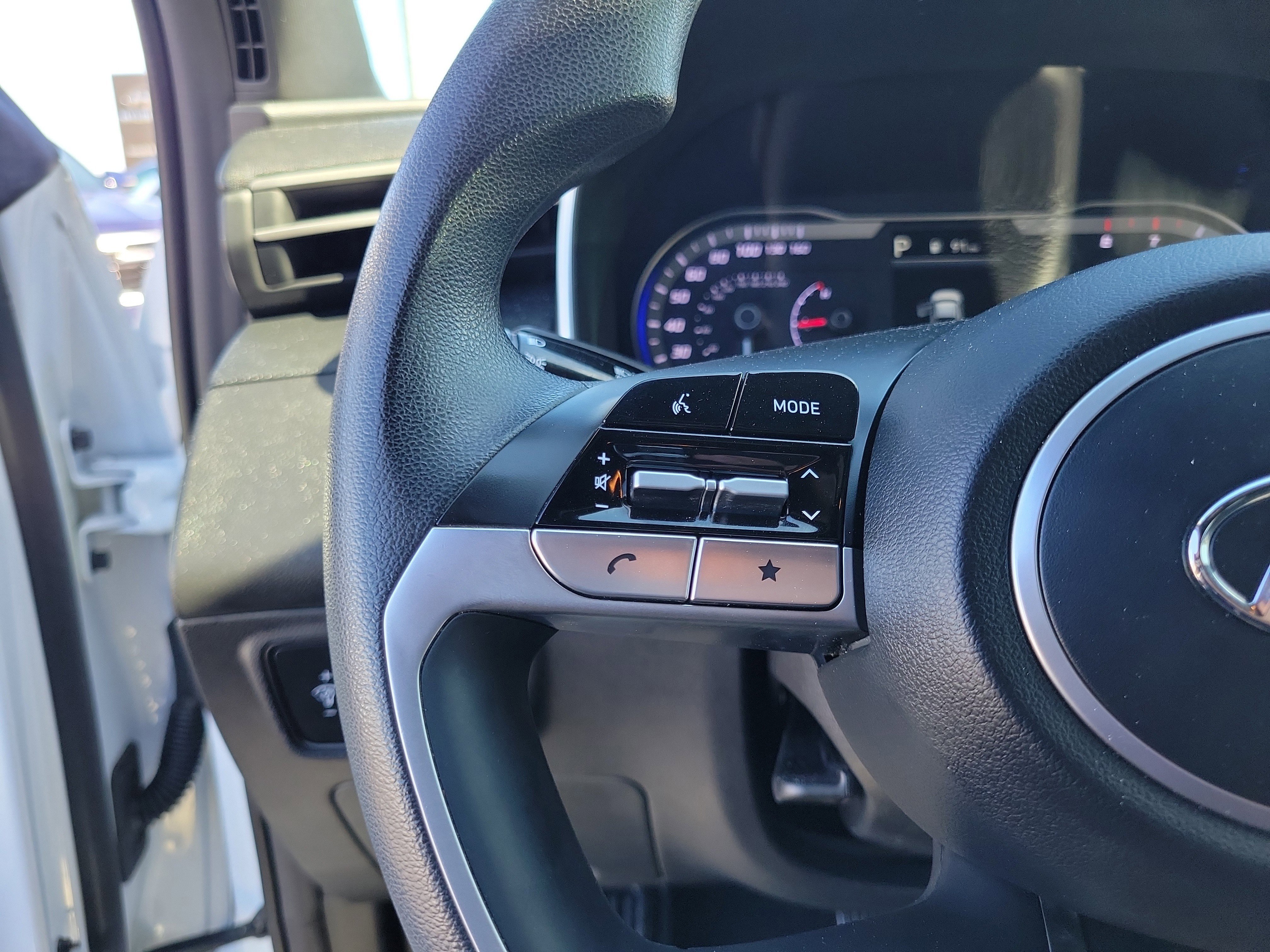 Used 2022 Hyundai Santa Cruz SEL image 22