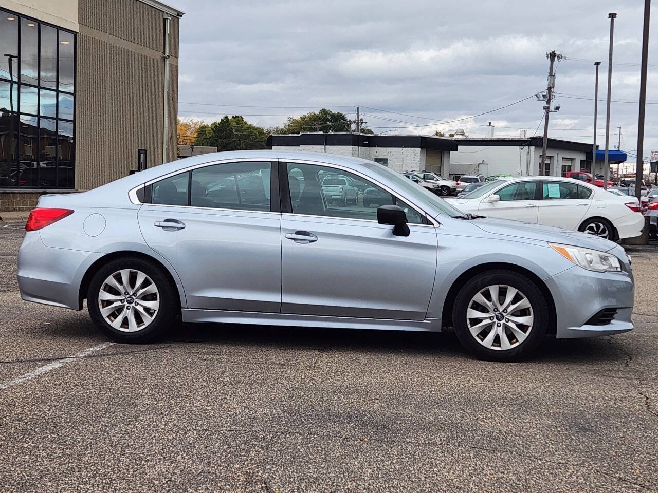 Used 2017 Subaru Legacy 2.5i w/ Alloy Wheel Package AWD/4WD image 10