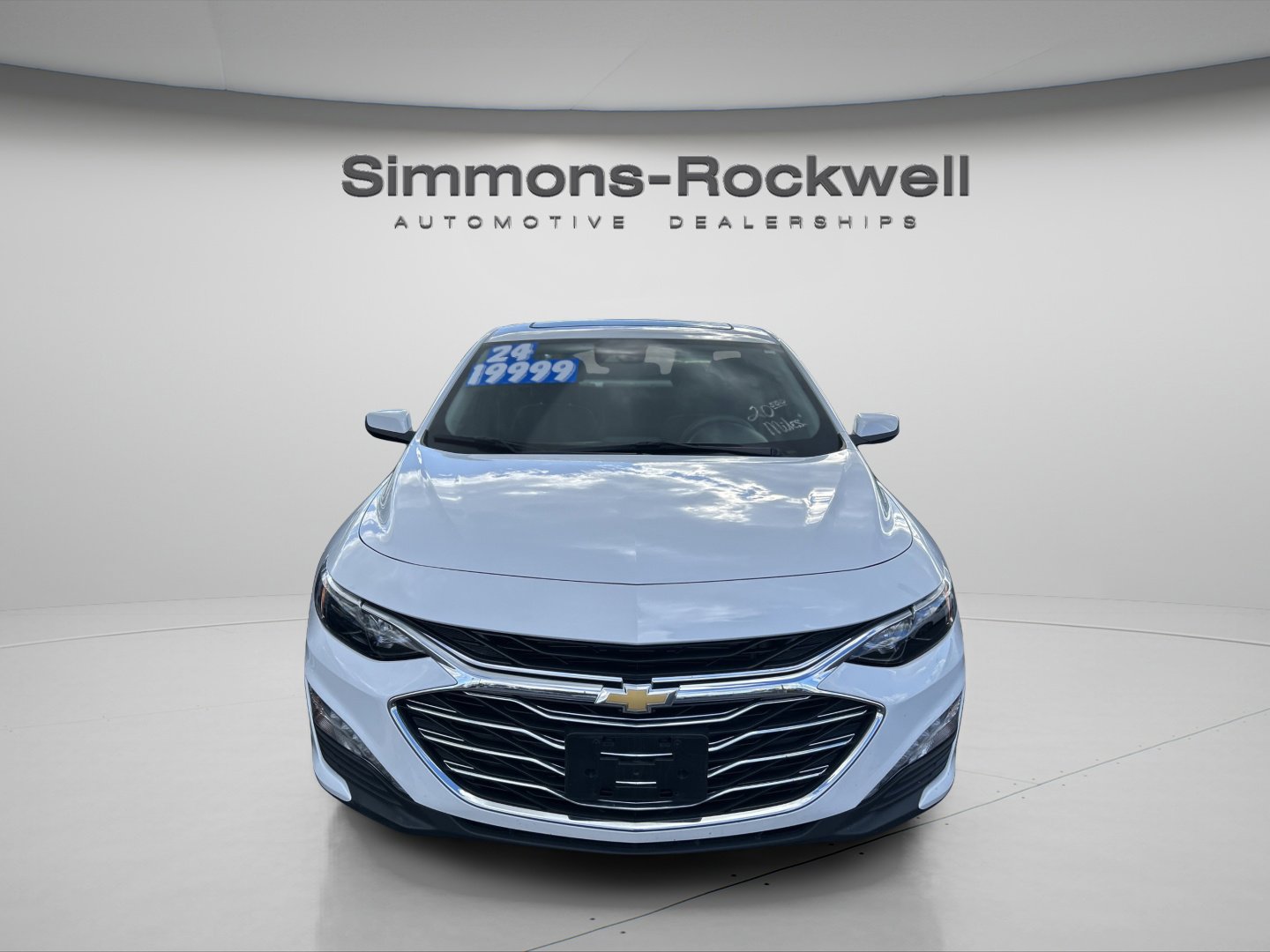 Used 2024 Chevrolet Malibu LT image 1