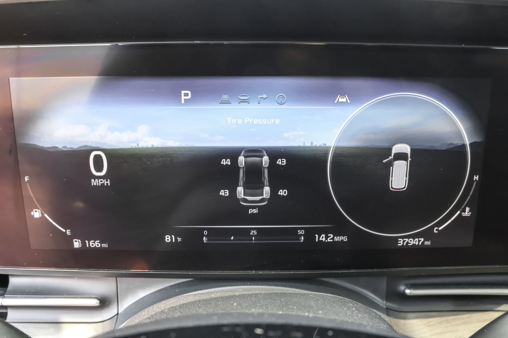 Used 2023 Kia Carnival SX image 27