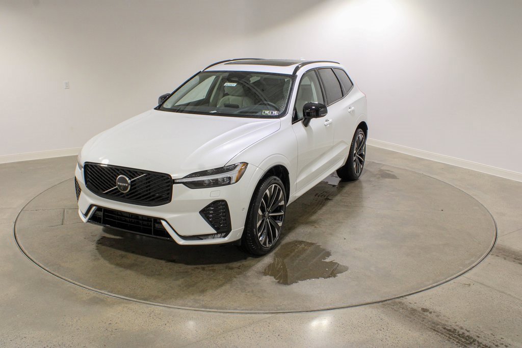 New 2026 Volvo XC60 B5 Ultra w/ Climate Package