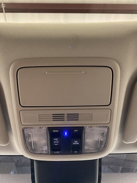 Certified 2025 Honda Odyssey EX-L image 14