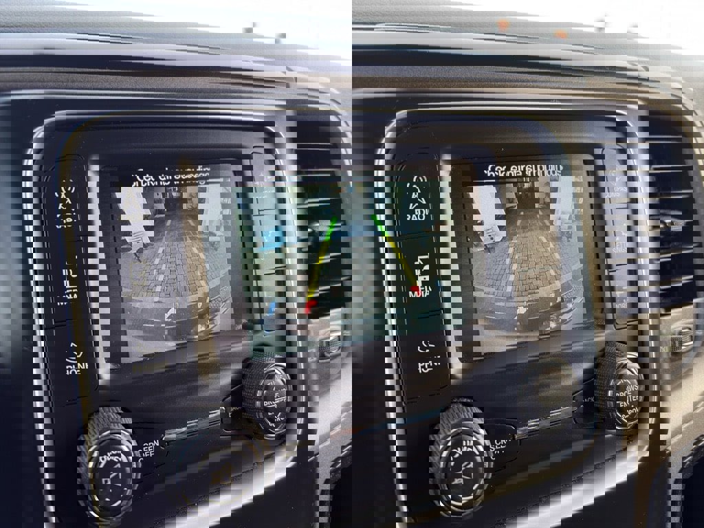 Used 2016 RAM 3500 Tradesman w/ Chrome Appearance Group image 14