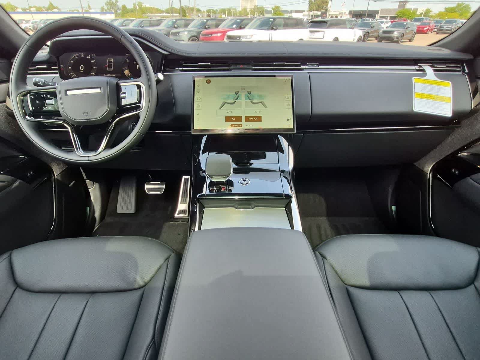 New 2027 Land Rover Range Rover Sport Dynamic SE AWD/4WD image 15