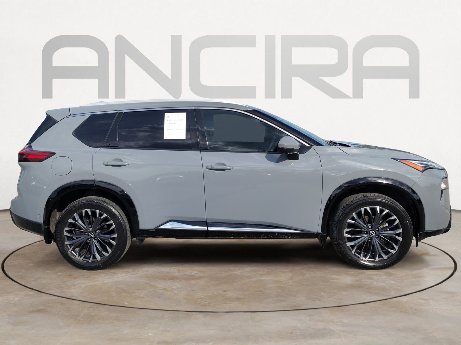 Used 2024 Nissan Rogue Platinum w/ Platinum Premium Package image 15