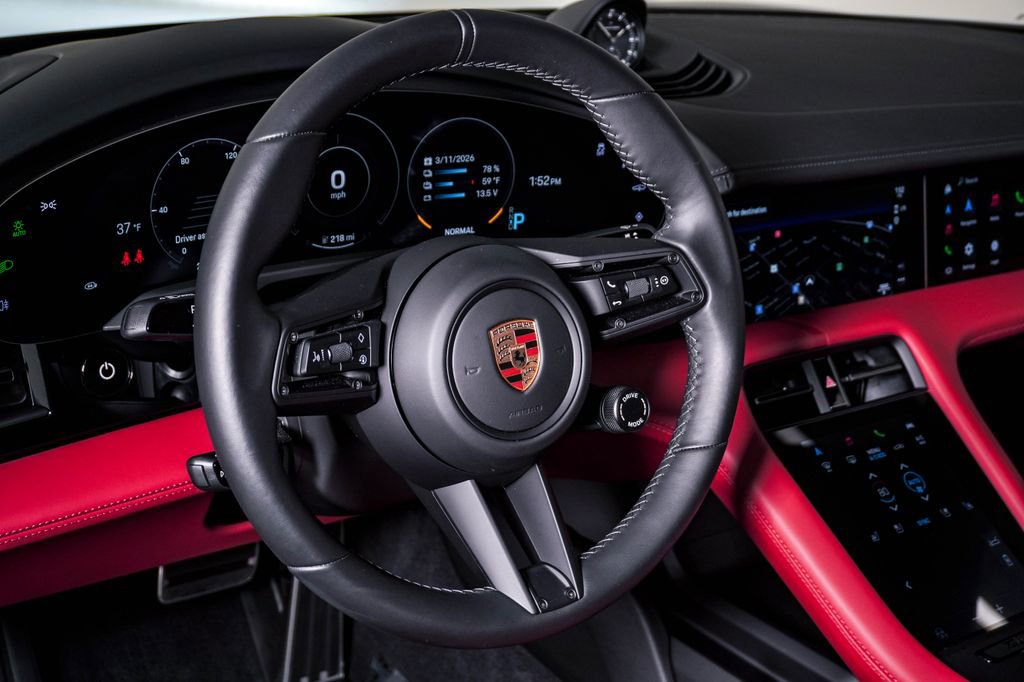 Certified 2023 Porsche Taycan GTS image 18