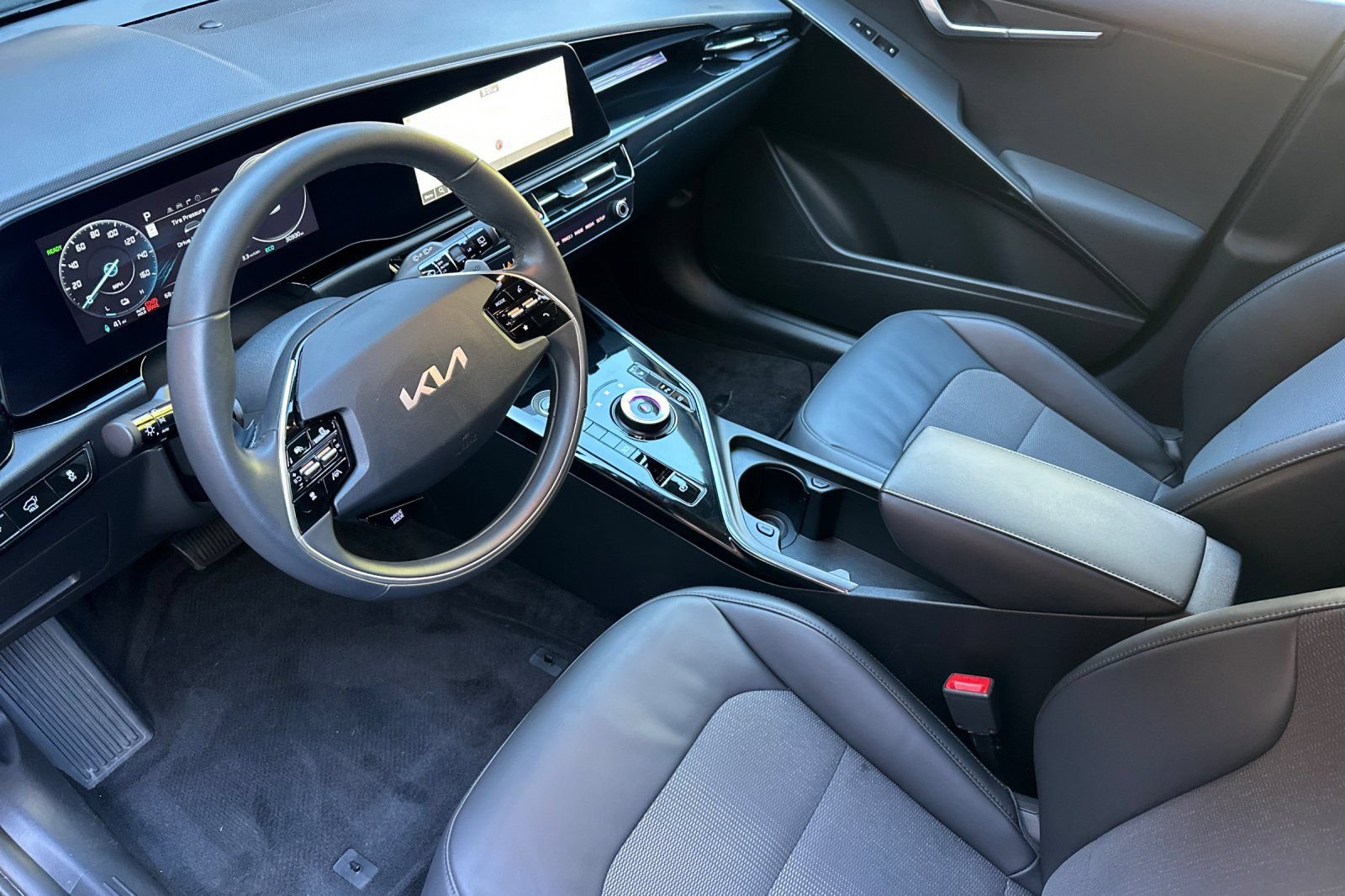 Used 2024 Kia Niro Wind FWD image 10