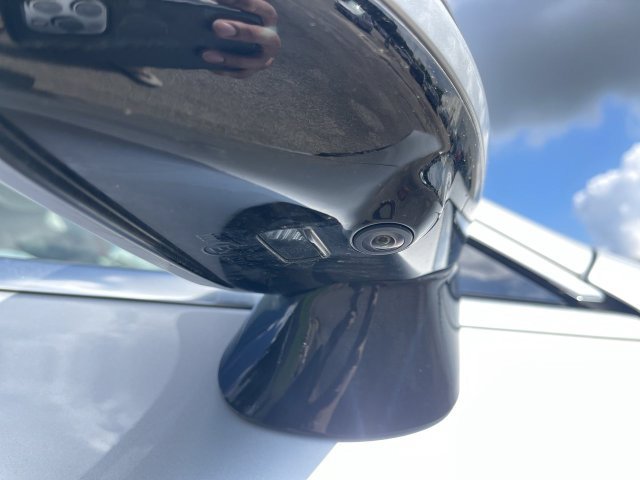 Used 2019 Mercedes-Benz E 450 4MATIC Cabriolet image 5