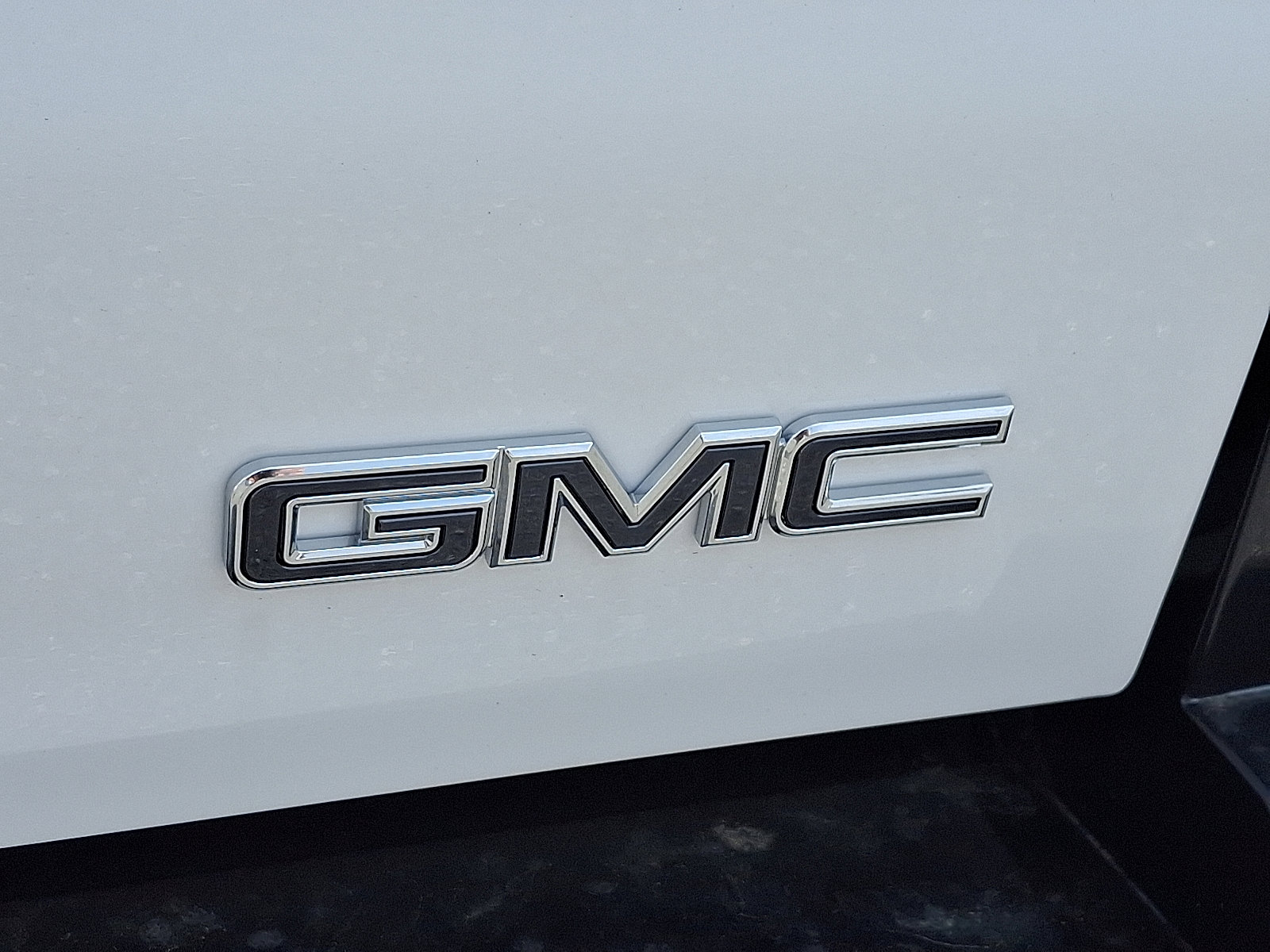 New 2025 GMC Hummer EV 2X image 12