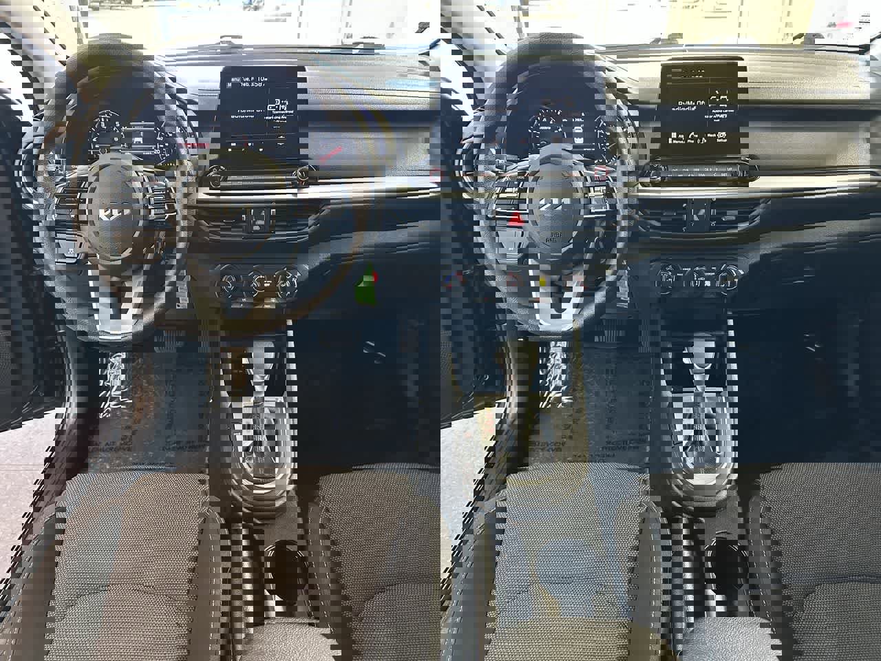 Used 2024 Kia Forte LXS image 10