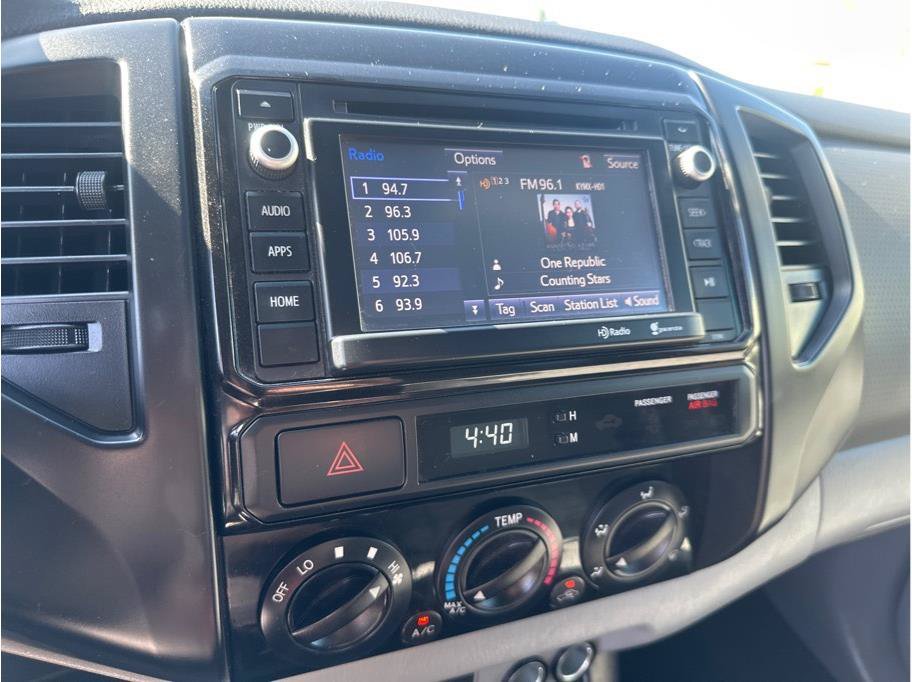 Used 2014 Toyota Tacoma PreRunner w/ Convenience Package RWD image 14