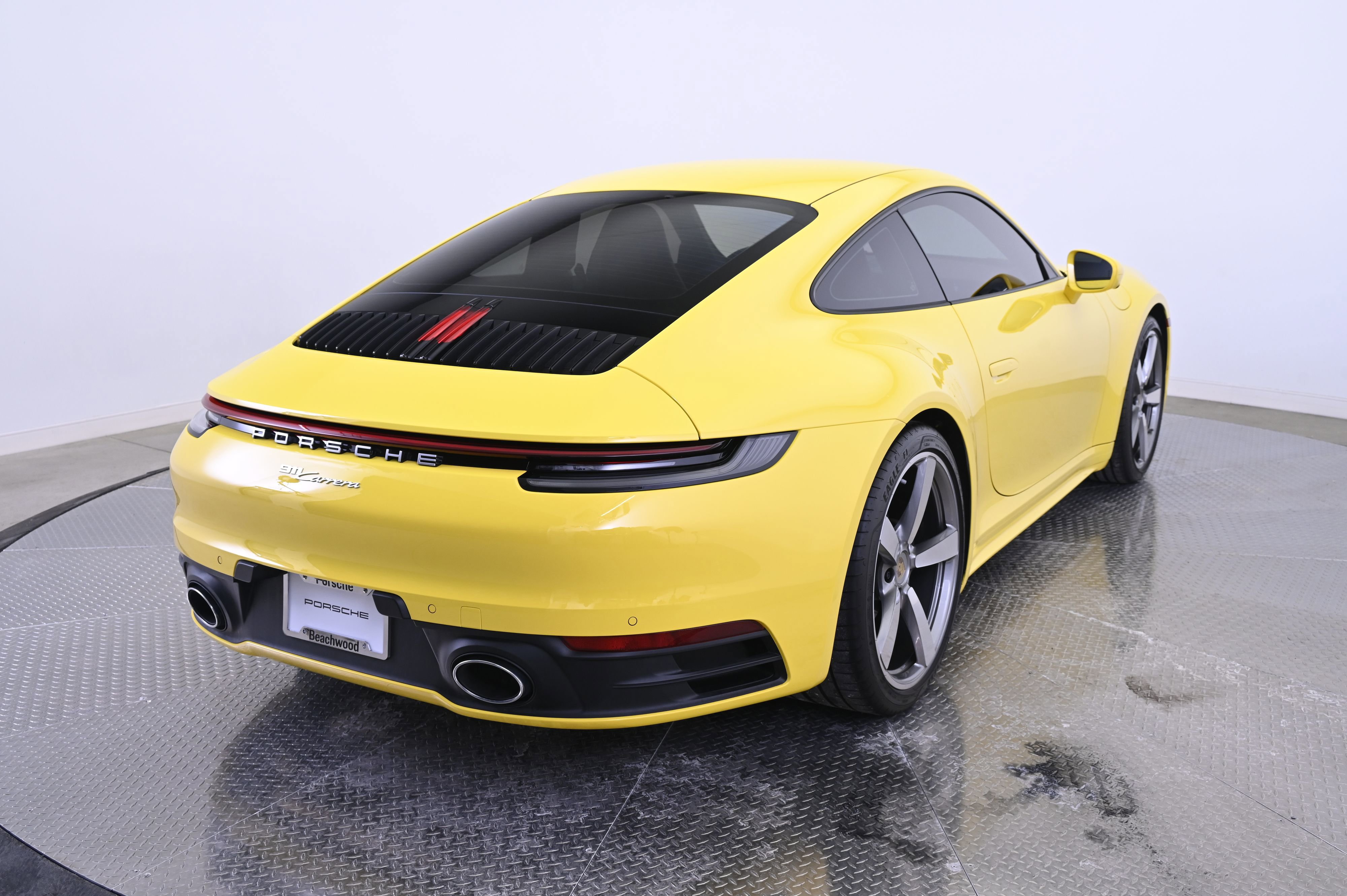 Certified 2024 Porsche 911 Carrera image 7