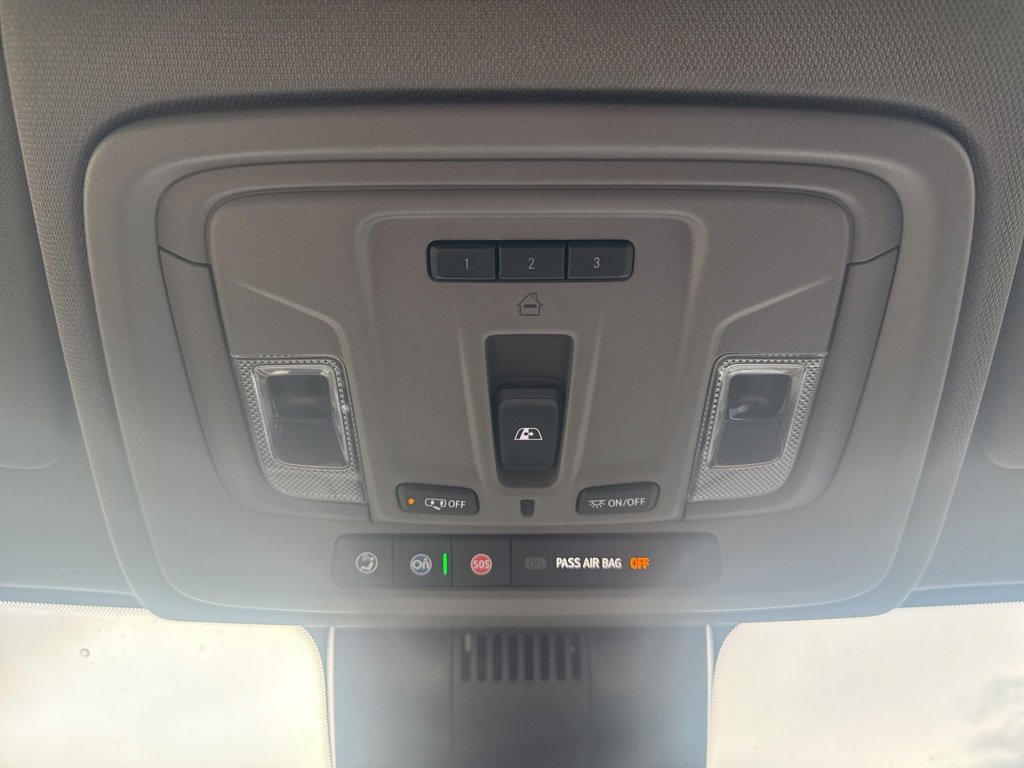 Used 2024 Chevrolet Silverado 2500 LT w/ Midnight Edition image 43