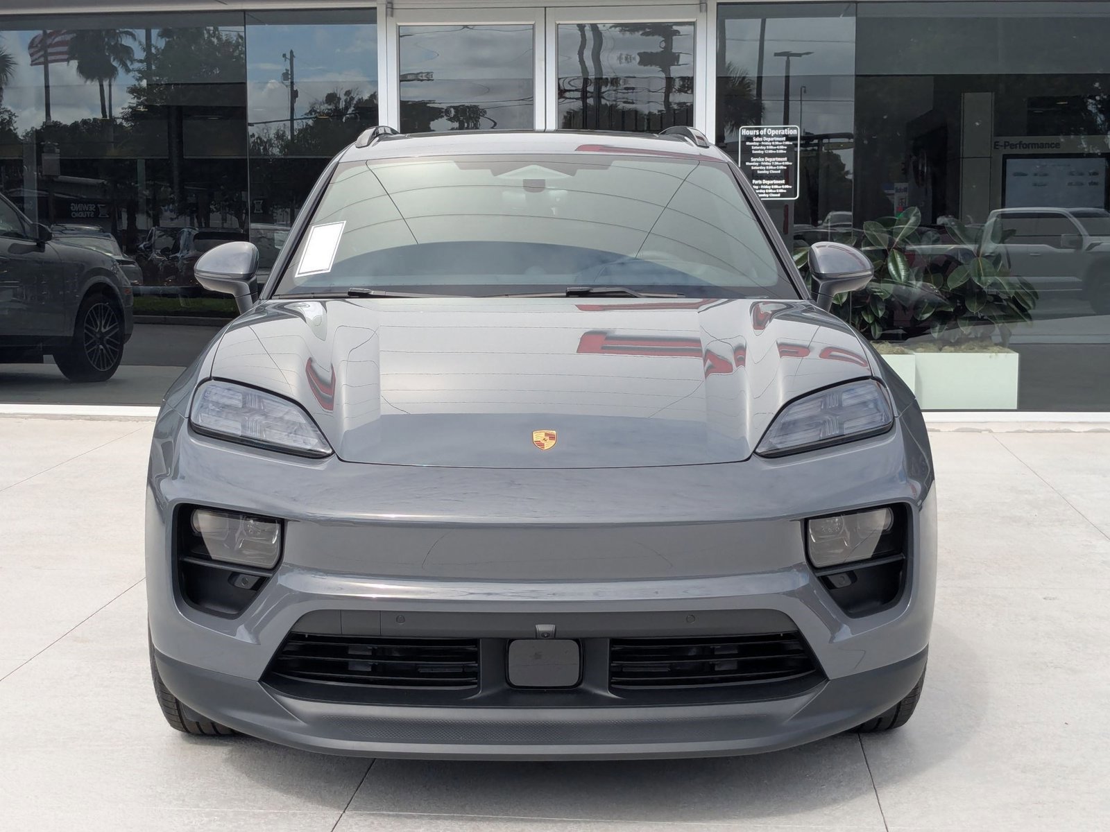 New 2025 Porsche Macan 4S Electric image 6